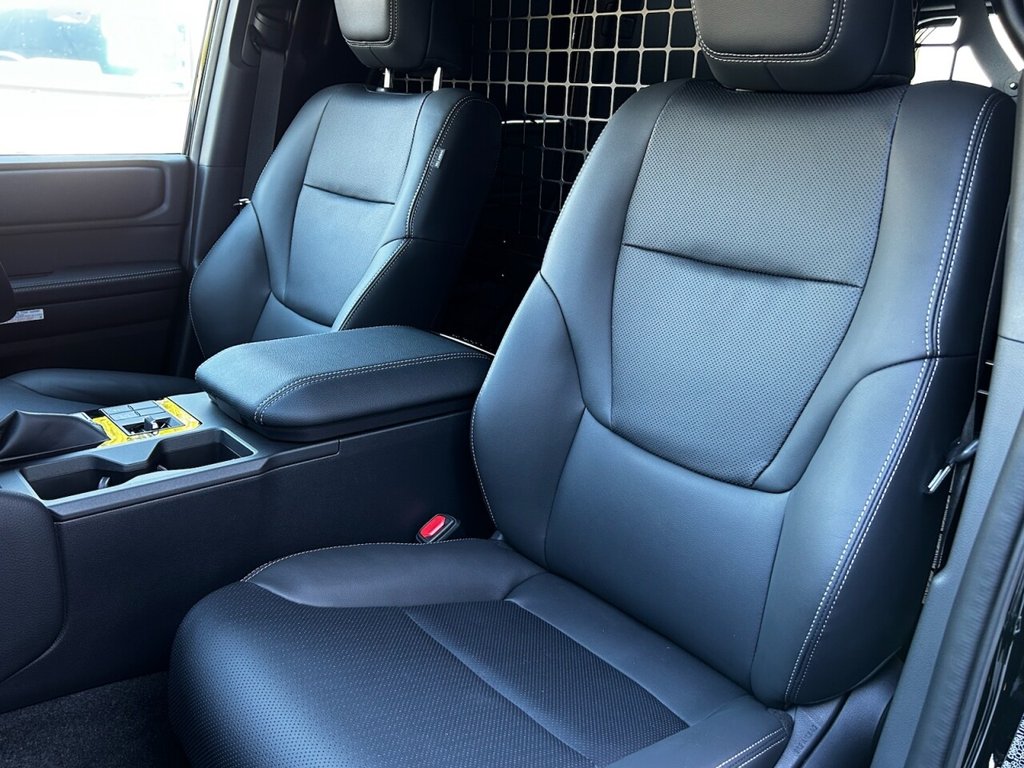 Used Toyota Land Cruiser 2025 for sale - 77000986: Photo 24