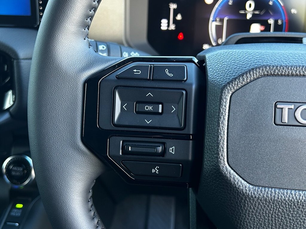 Used Toyota Land Cruiser 2025 for sale - 77000986: Photo 40