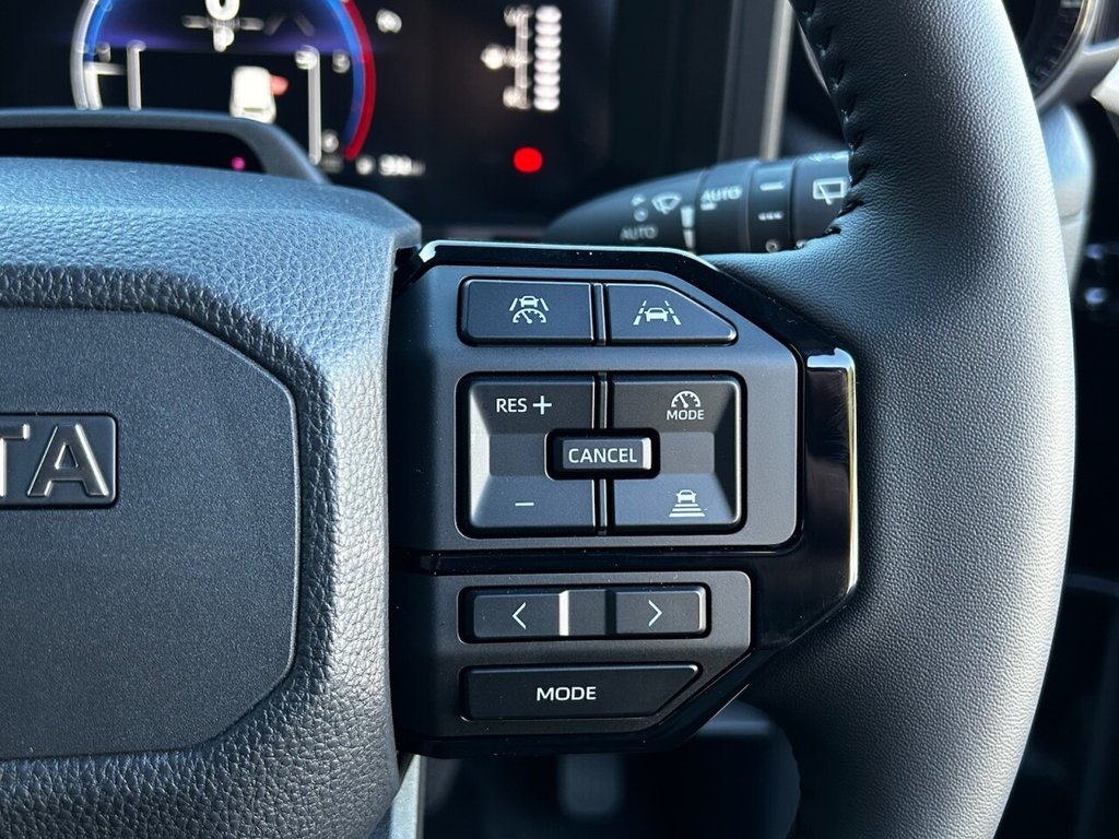 Used Toyota Land Cruiser 2025 for sale - 77000986: Photo 42