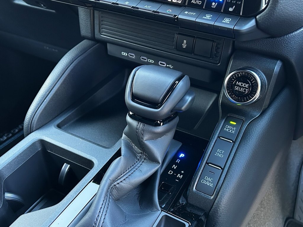 Used Toyota Land Cruiser 2025 for sale - 77000986: Photo 44