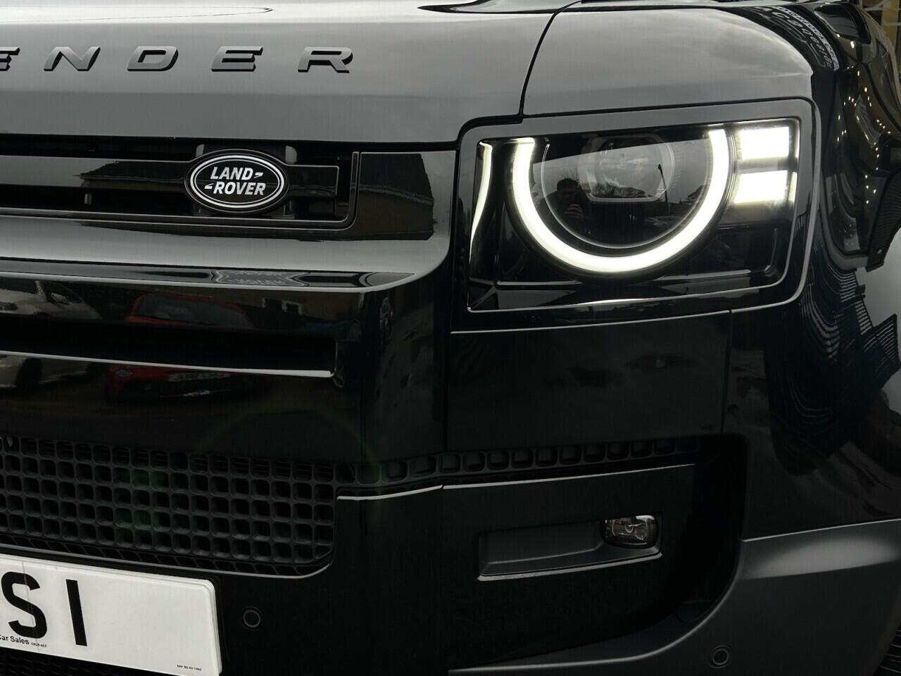 Used Land Rover Defender 110 for sale - 76899050: Photo 14