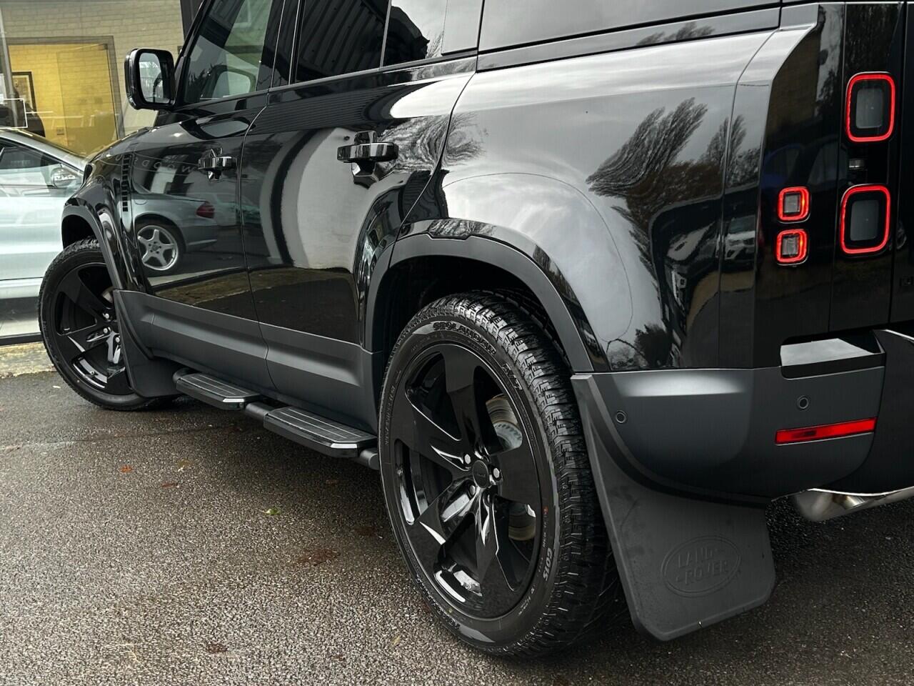 Used Land Rover Defender 110 for sale - 76899050: Photo 27