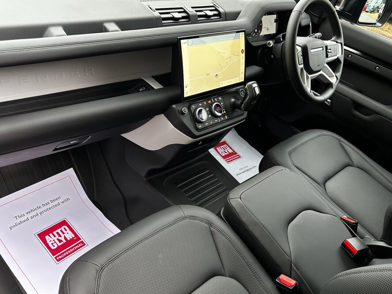 Used Land Rover Defender 110 for sale - 76899050: Photo 32