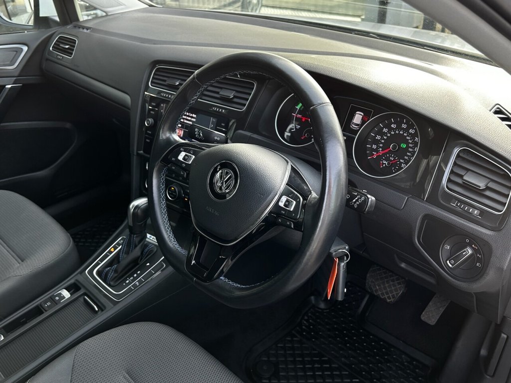 Used Volkswagen Golf 2019 for sale - 77780281: Photo 23