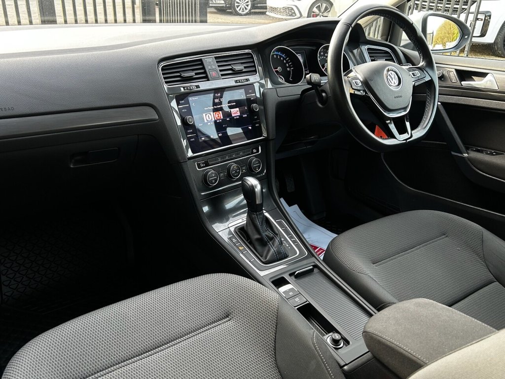 Used Volkswagen Golf 2019 for sale - 77780281: Photo 24