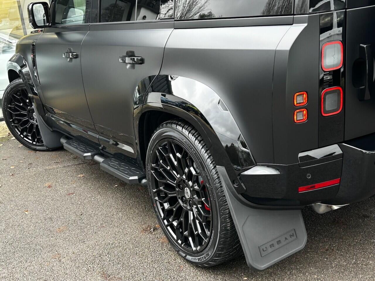 Used Land Rover Defender 110 for sale - 76952971: Photo 19