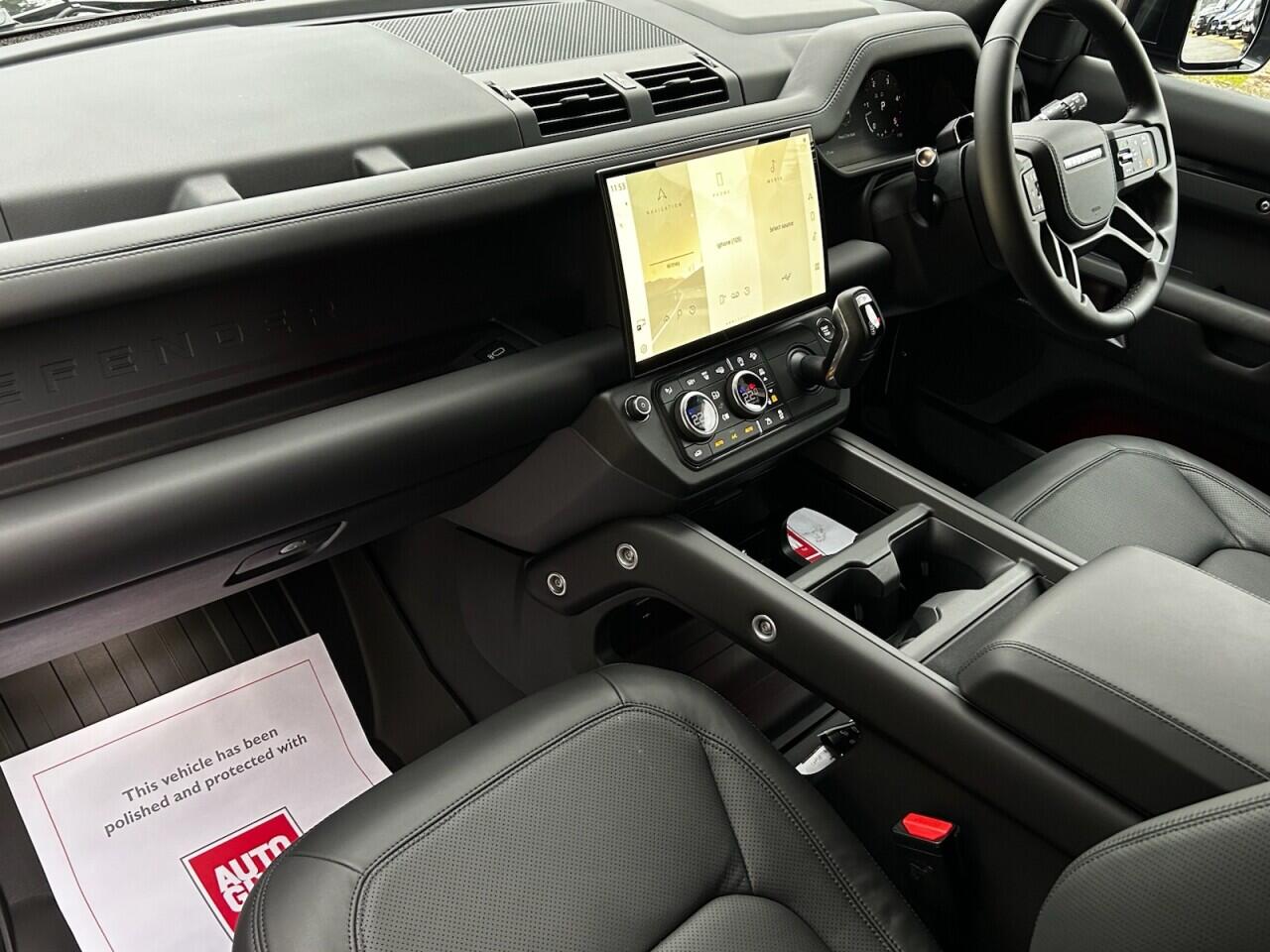 Used Land Rover Defender 110 for sale - 76952971: Photo 27