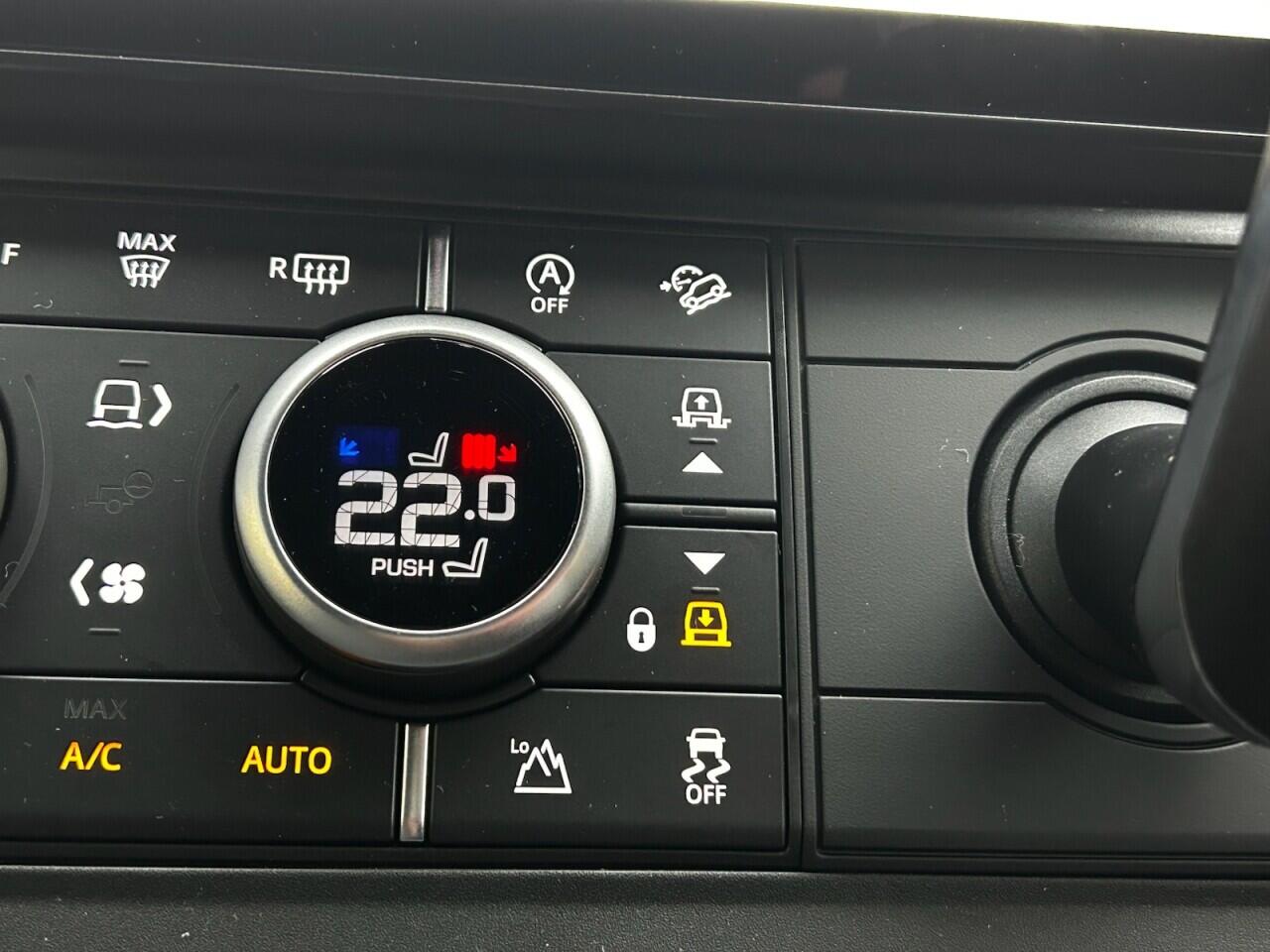 Used Land Rover Defender 110 for sale - 76952971: Photo 46