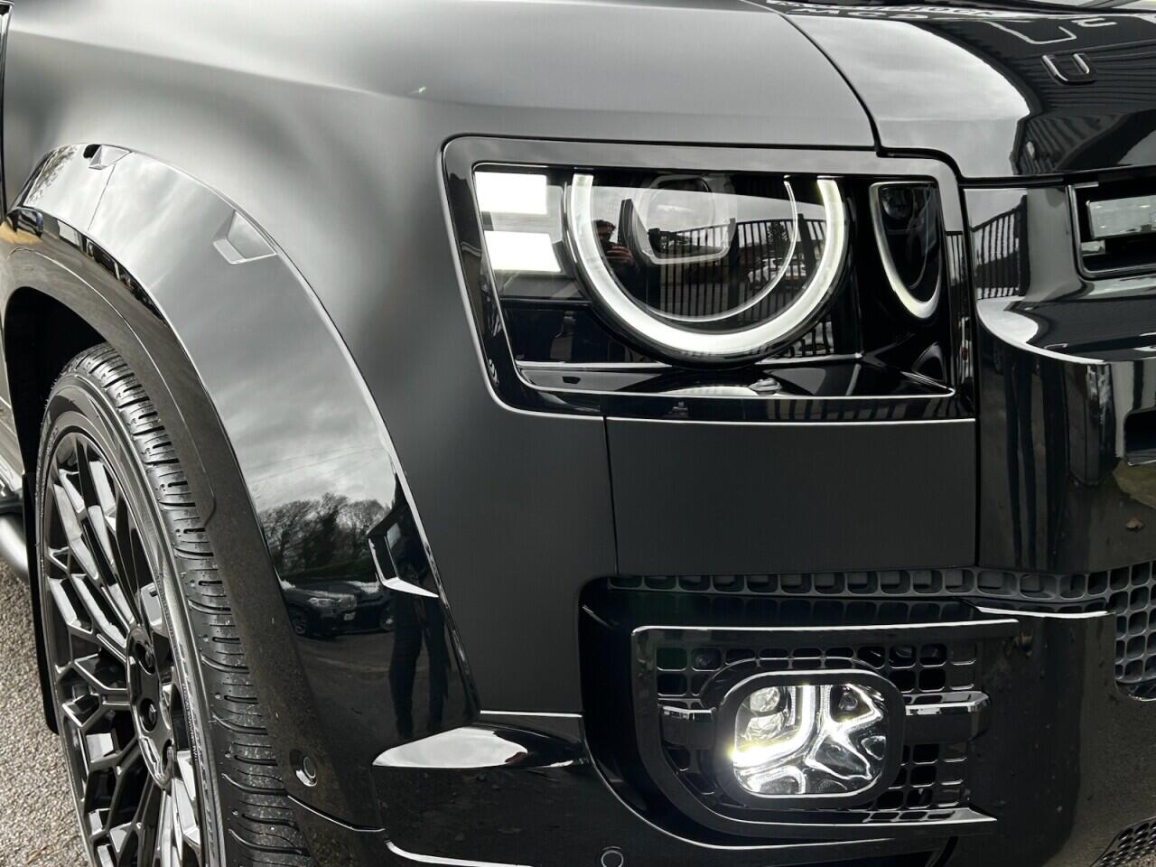 Used Land Rover Defender 110 for sale - 76952971: Photo 61