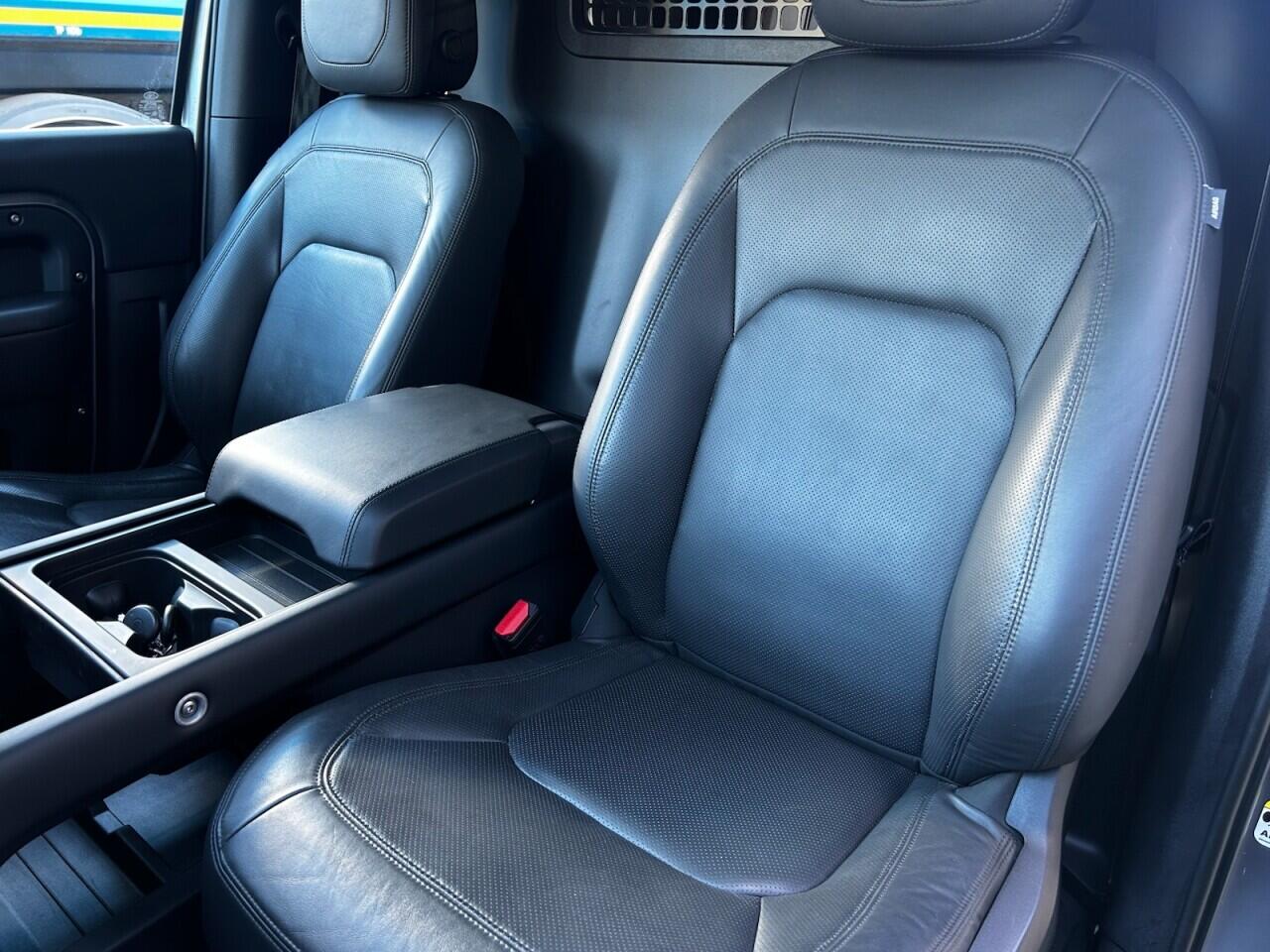 Used Land Rover Defender 2023 for sale - 76485654: Photo 27