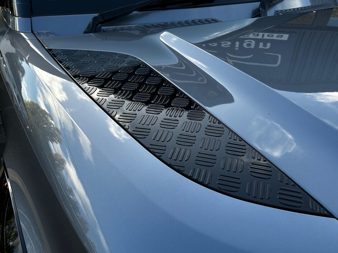 Used Land Rover Defender 2023 for sale - 76485654: Photo 32