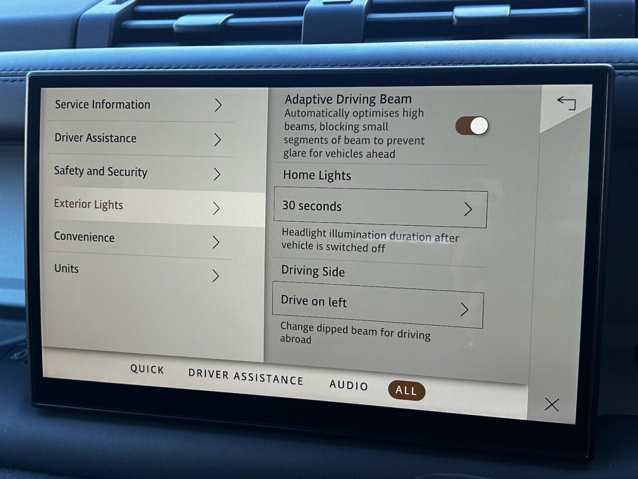 Used Land Rover Defender 2023 for sale - 76485654: Photo 40