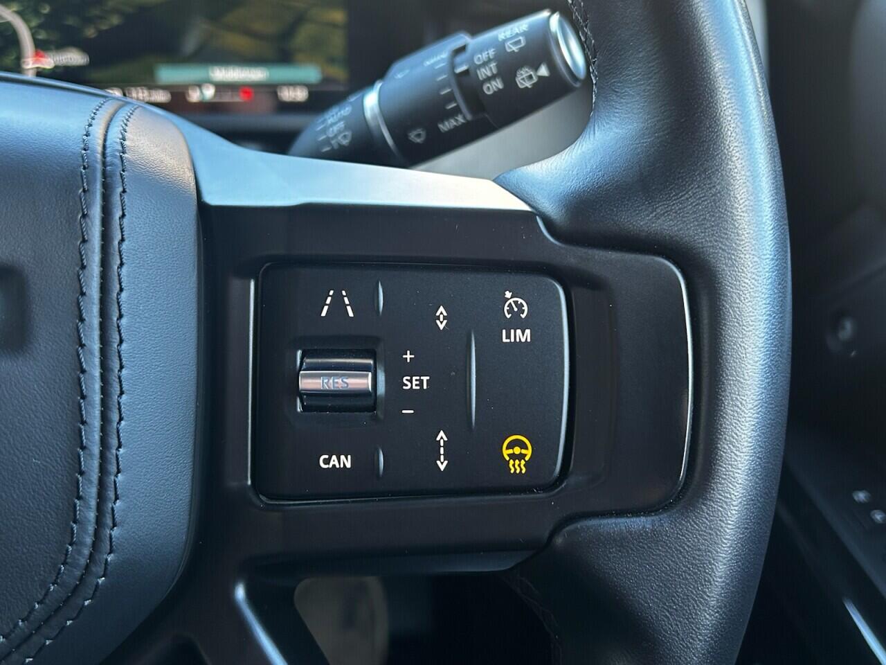 Used Land Rover Defender 2023 for sale - 76485654: Photo 47