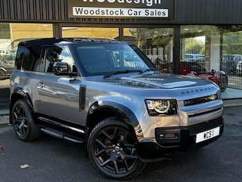 Used Land Rover Defender 2023 for sale - 76485654: Photo