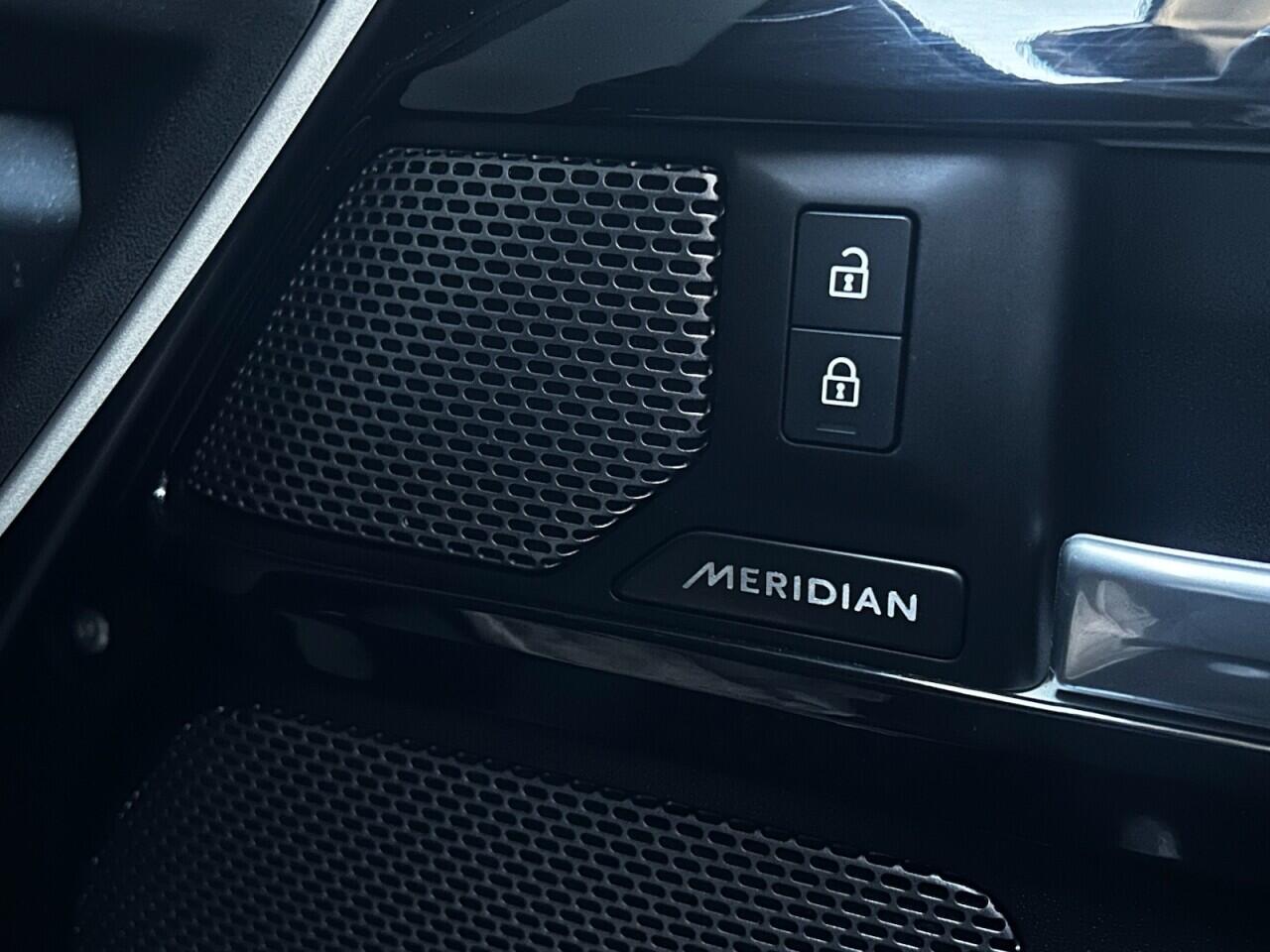 Used Land Rover Defender 2023 for sale - 76485654: Photo 53