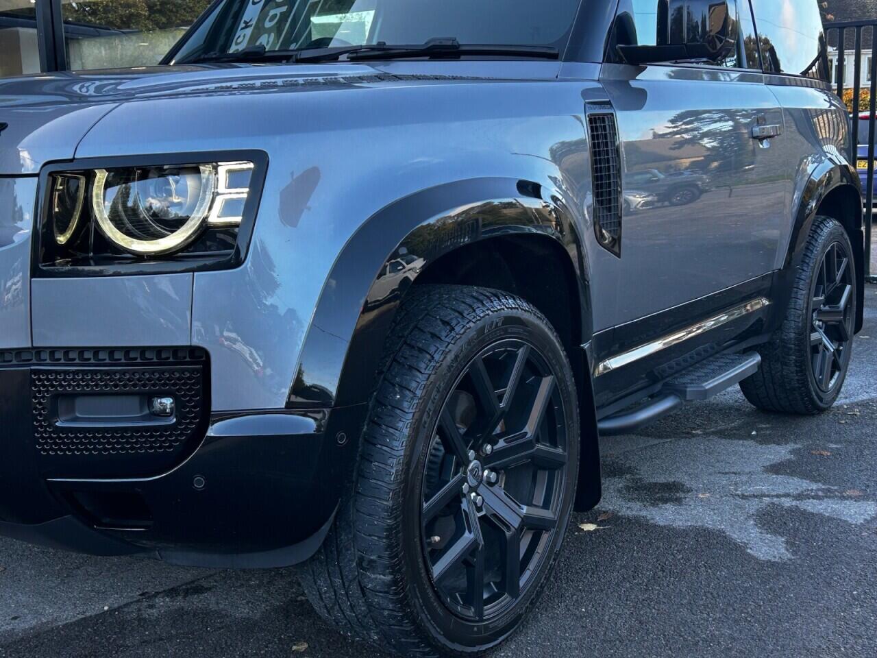 Used Land Rover Defender 2023 for sale - 76485654: Photo 8