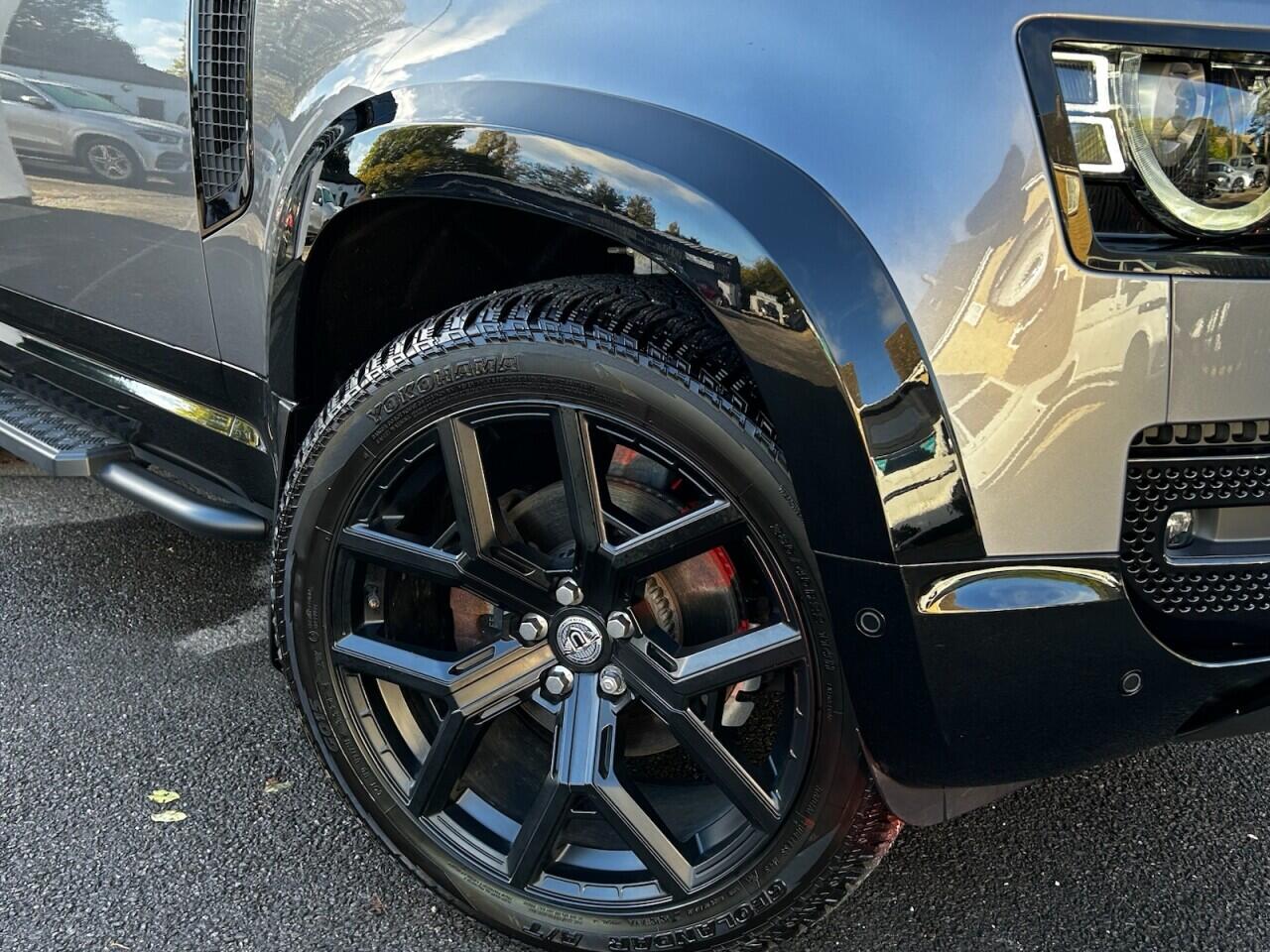 Used Land Rover Defender 2023 for sale - 76485654: Photo 9