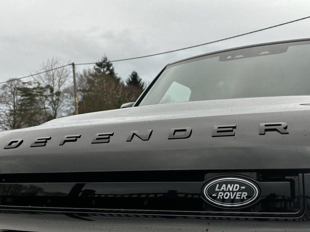 Used Land Rover Defender 90 2025 for sale - 77001016: Photo 12