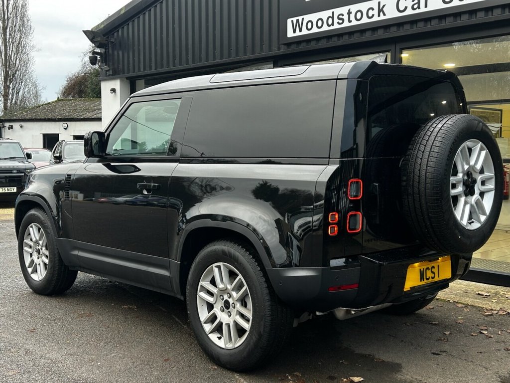 Used Land Rover Defender 90 2025 for sale - 77001016: Photo 14