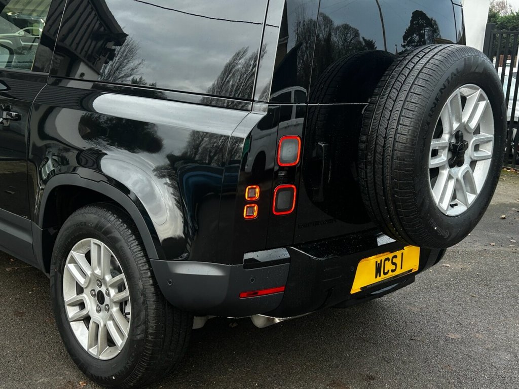 Used Land Rover Defender 90 2025 for sale - 77001016: Photo 15