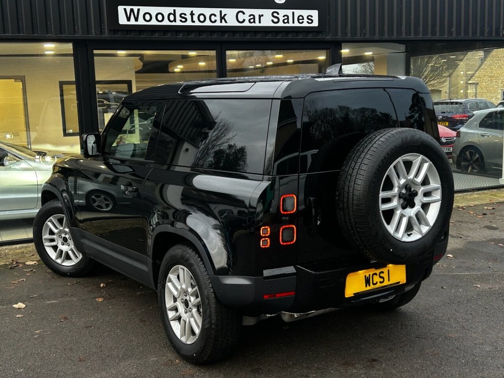 Used Land Rover Defender 90 2025 for sale - 77001016: Photo 18