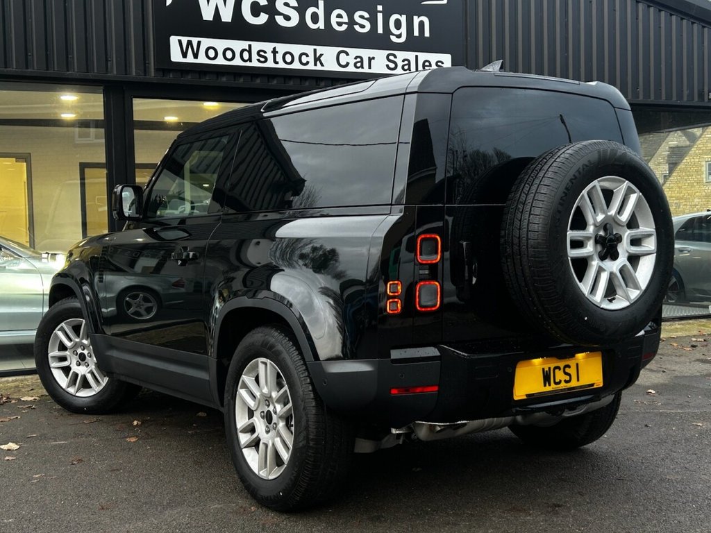 Used Land Rover Defender 90 2025 for sale - 77001016: Photo 2