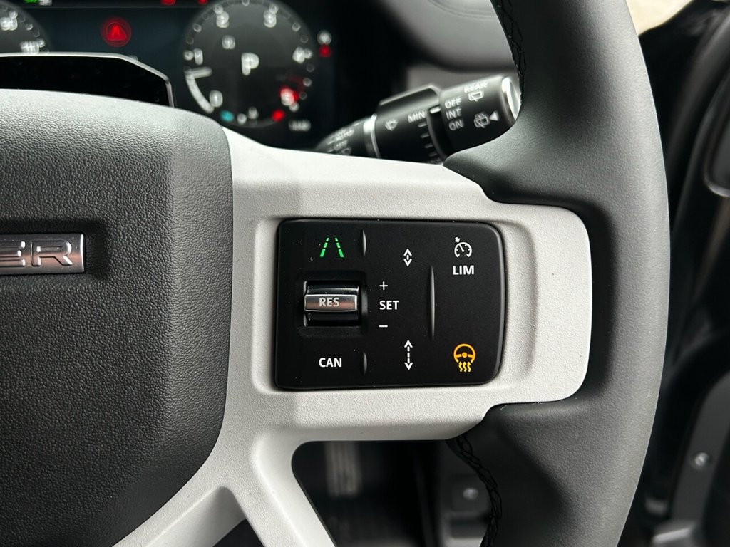 Used Land Rover Defender 90 2025 for sale - 77001016: Photo 28