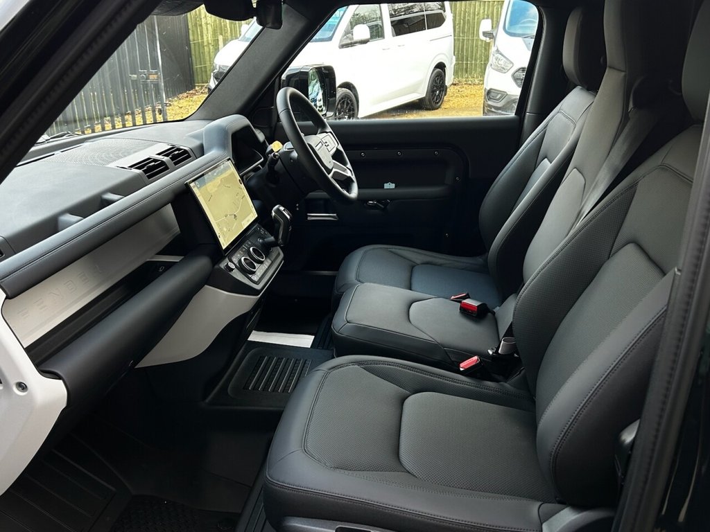 Used Land Rover Defender 2025 for sale - 77356606: Photo 37