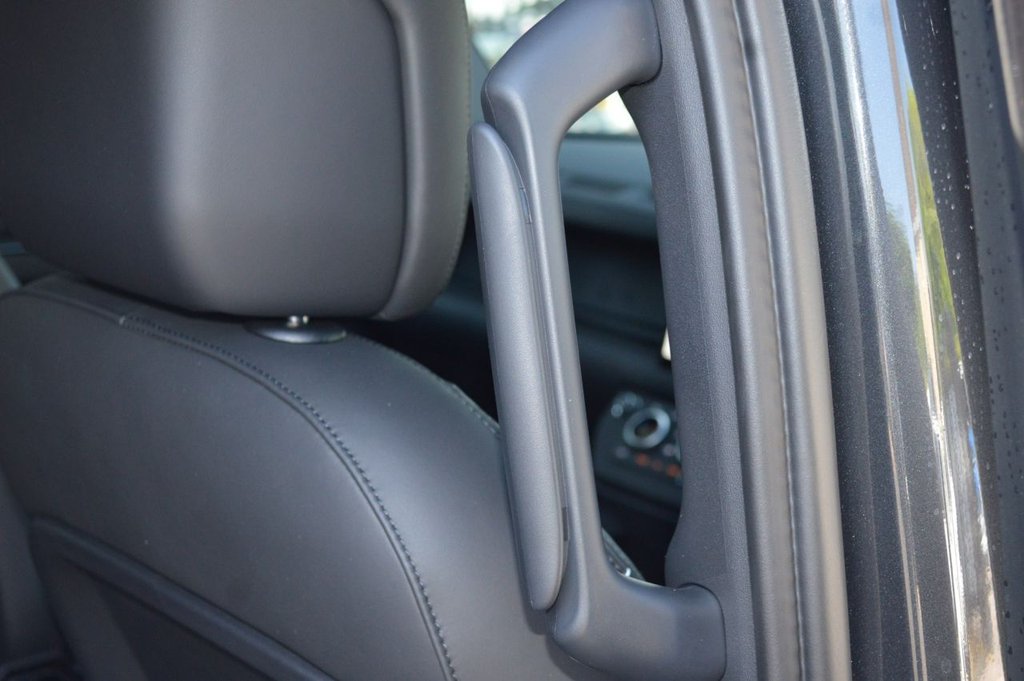 Used Land Rover Defender 2025 for sale - 77356606: Photo 44