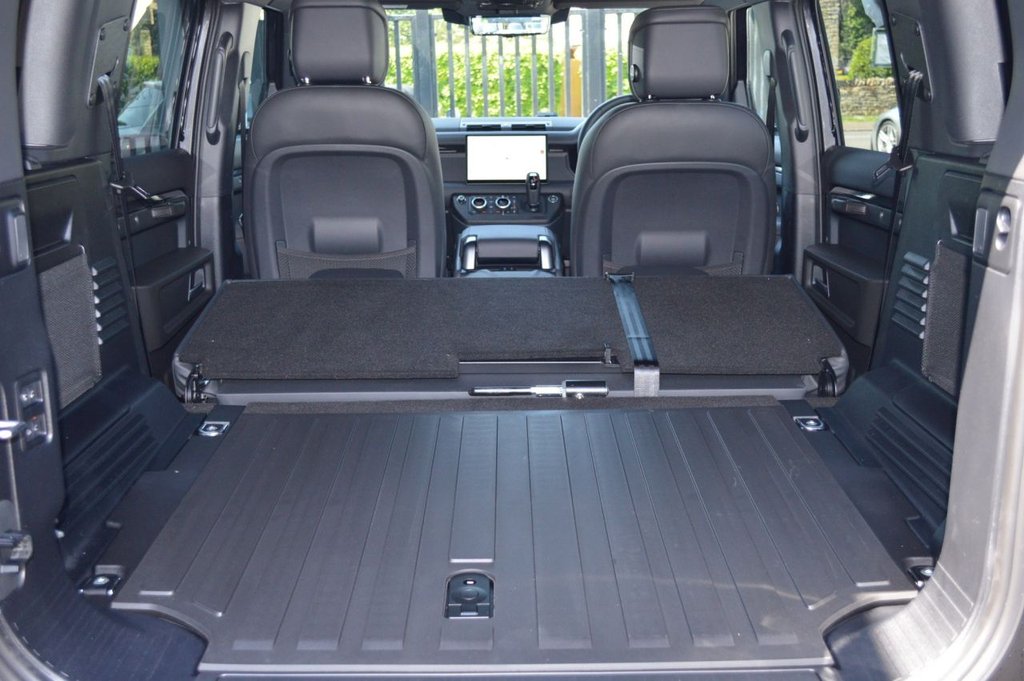 Used Land Rover Defender 2025 for sale - 77356606: Photo 48