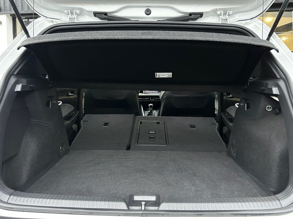 Used Volkswagen Golf 2021 for sale - 77000998: Photo 32