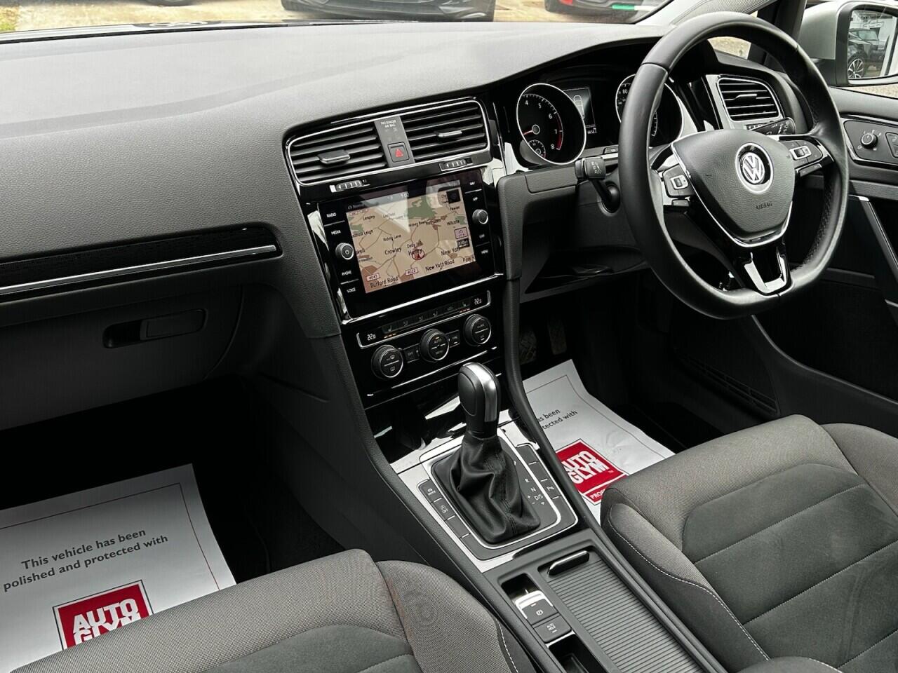 Used Volkswagen Golf 2020 for sale - 76550497: Photo 21