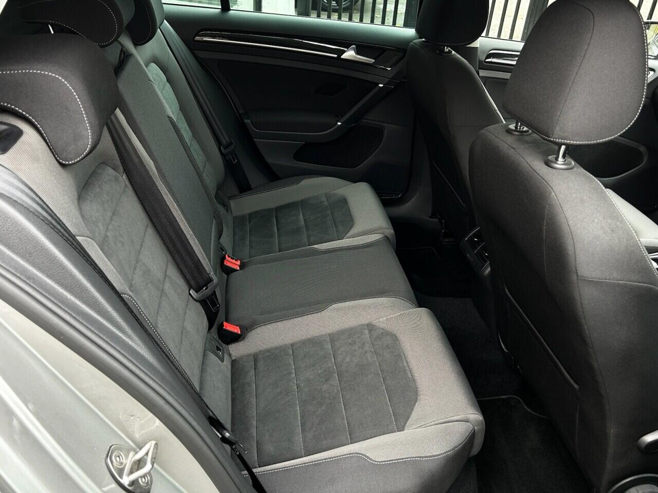 Used Volkswagen Golf 2020 for sale - 76550497: Photo 26