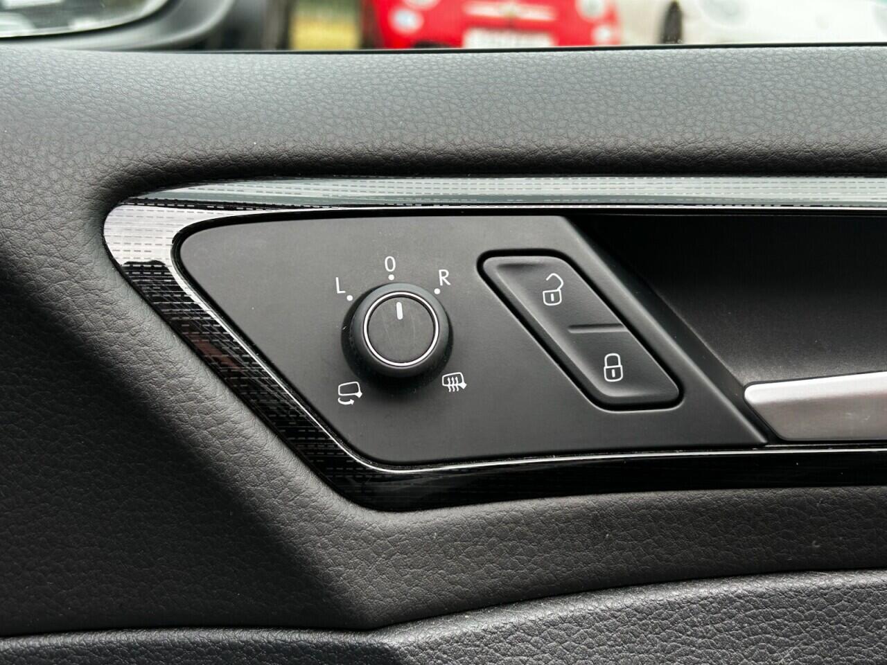 Used Volkswagen Golf 2020 for sale - 76550497: Photo 40