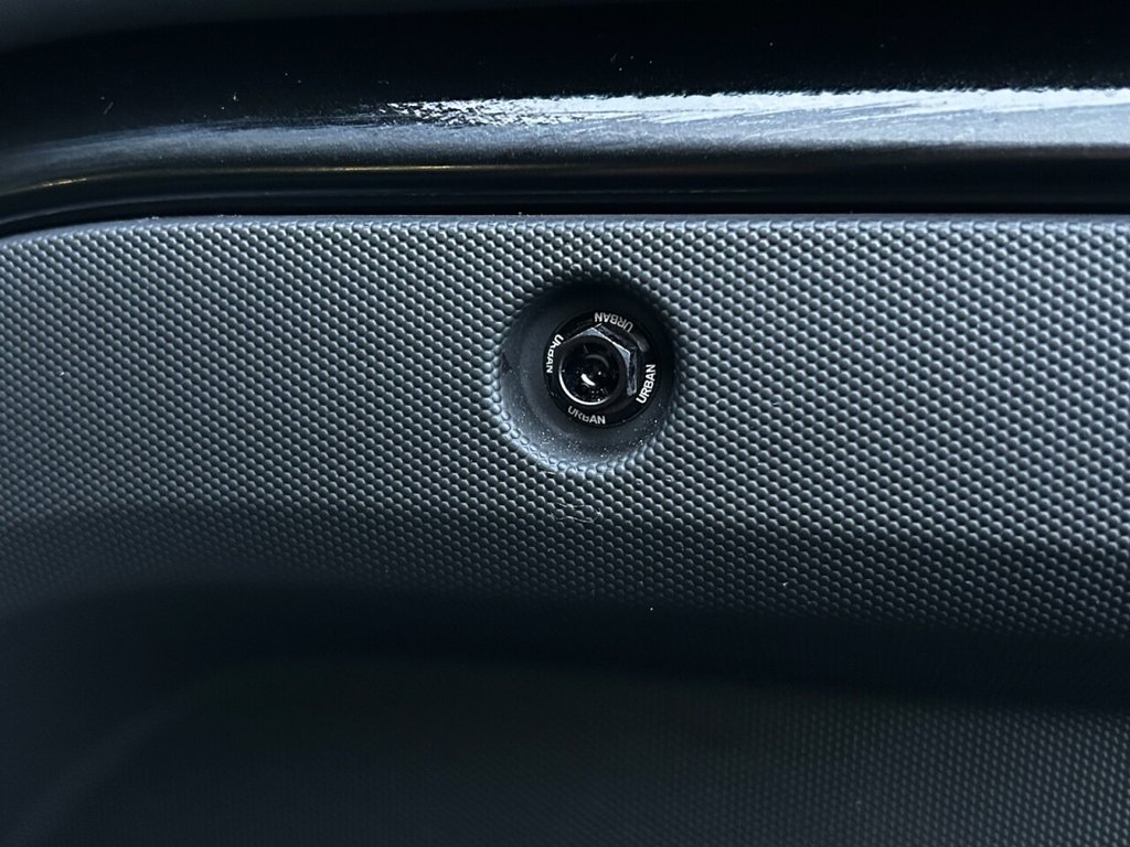 Used Land Rover Defender 2024 for sale - 77734251: Photo 33