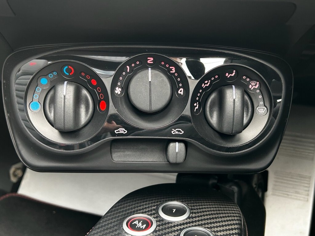 Used Alfa Romeo 4C 2017 for sale - 77000994: Photo 29