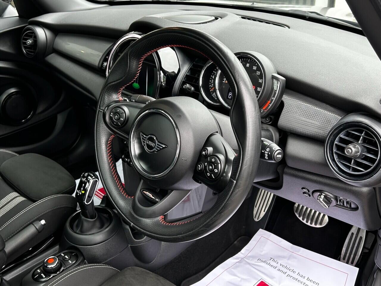Used MINI Hatch 2019 for sale - 76336930: Photo 21