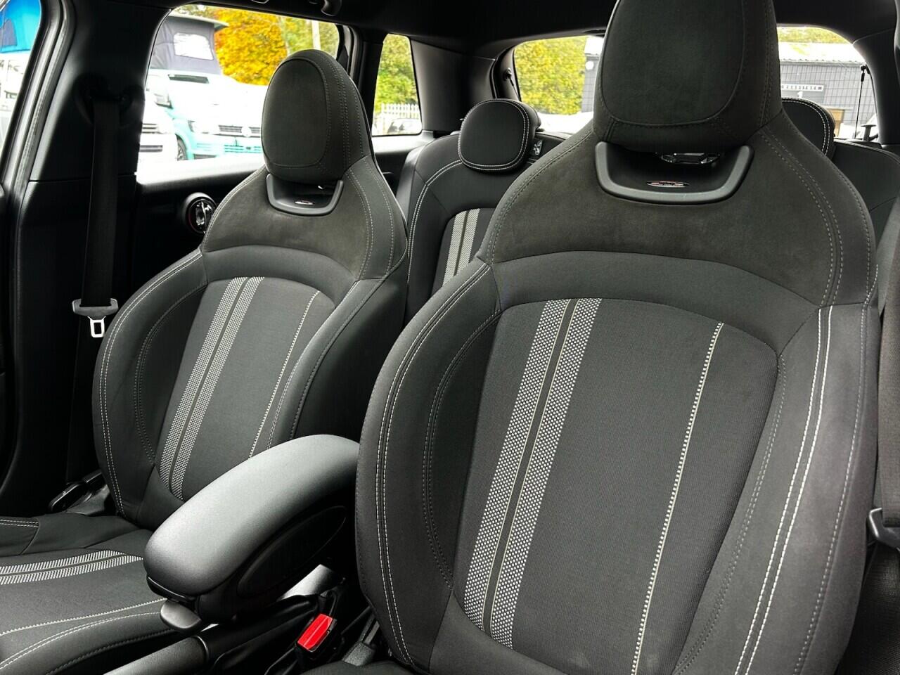 Used MINI Hatch 2019 for sale - 76336930: Photo 26