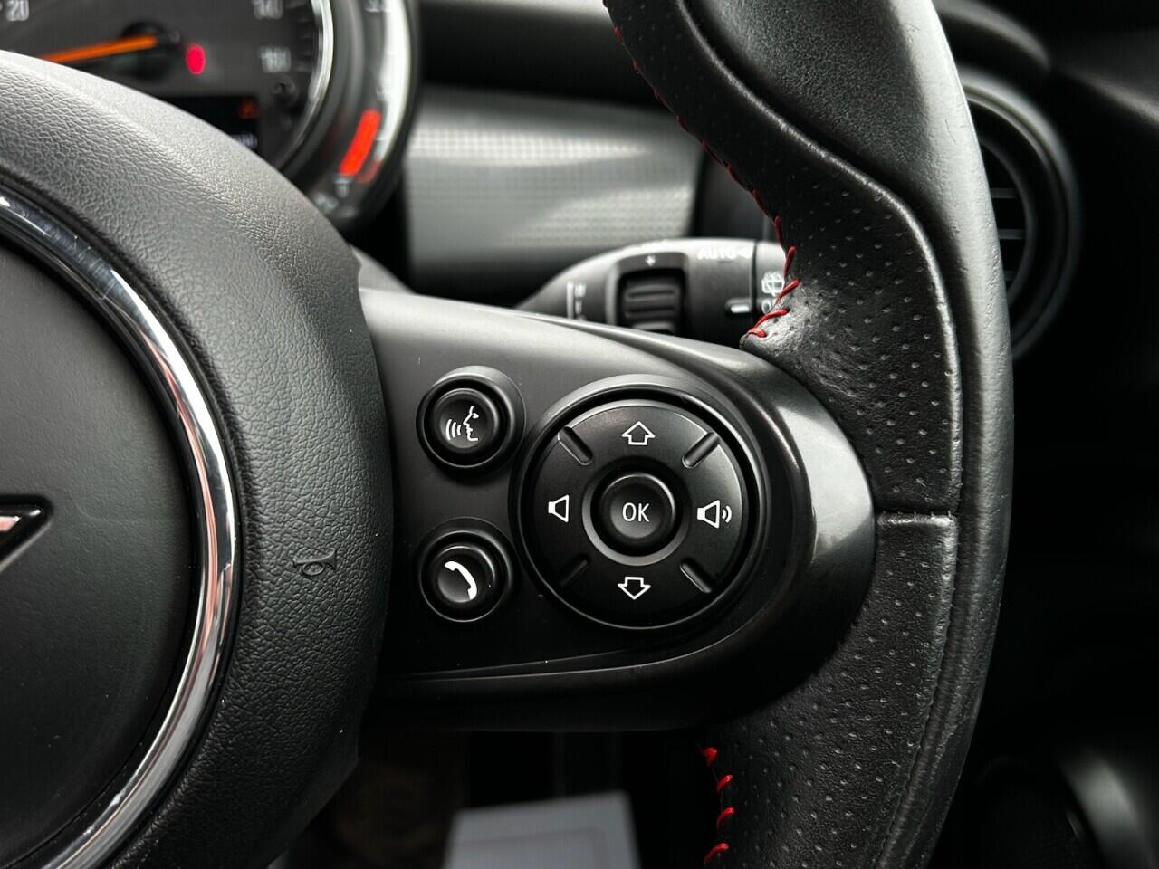 Used MINI Hatch 2019 for sale - 76336930: Photo 29