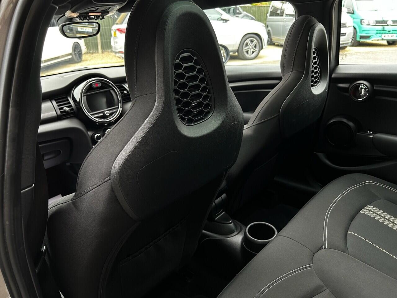 Used MINI Hatch 2019 for sale - 76336930: Photo 30