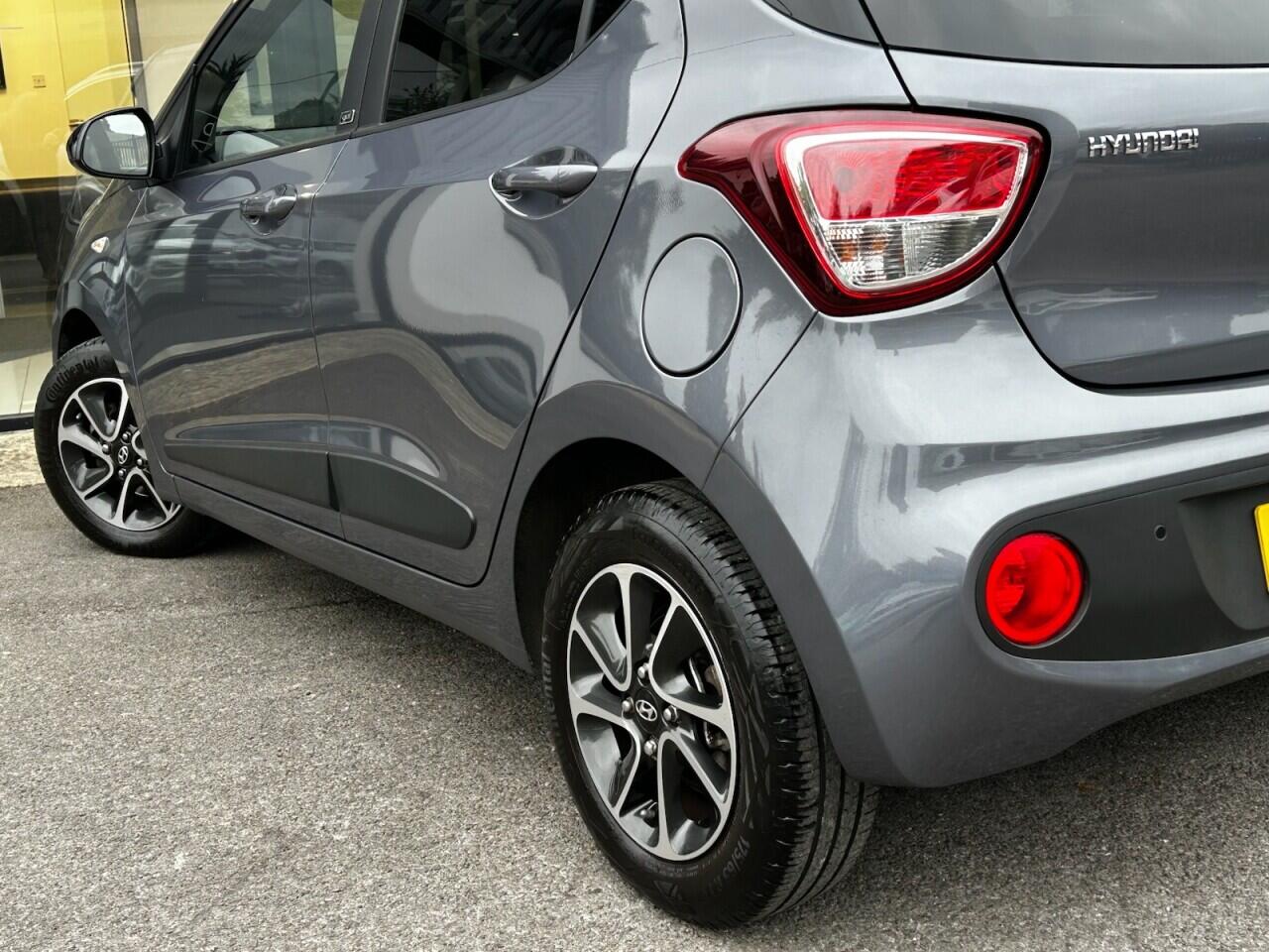 Used Hyundai i10 2018 for sale - 76336367: Photo 15