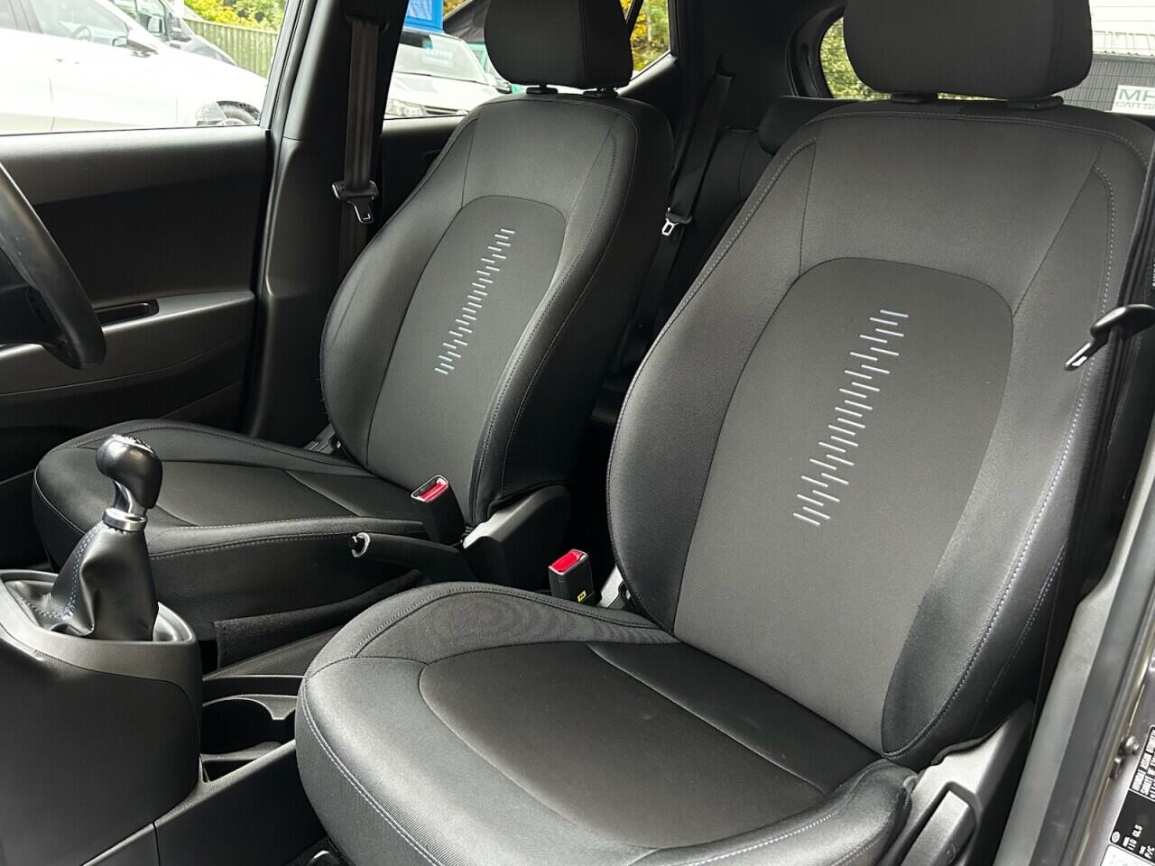Used Hyundai i10 2018 for sale - 76336367: Photo 25