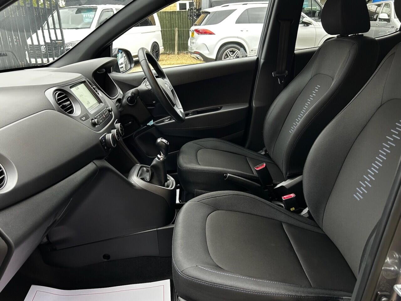 Used Hyundai i10 2018 for sale - 76336367: Photo 26