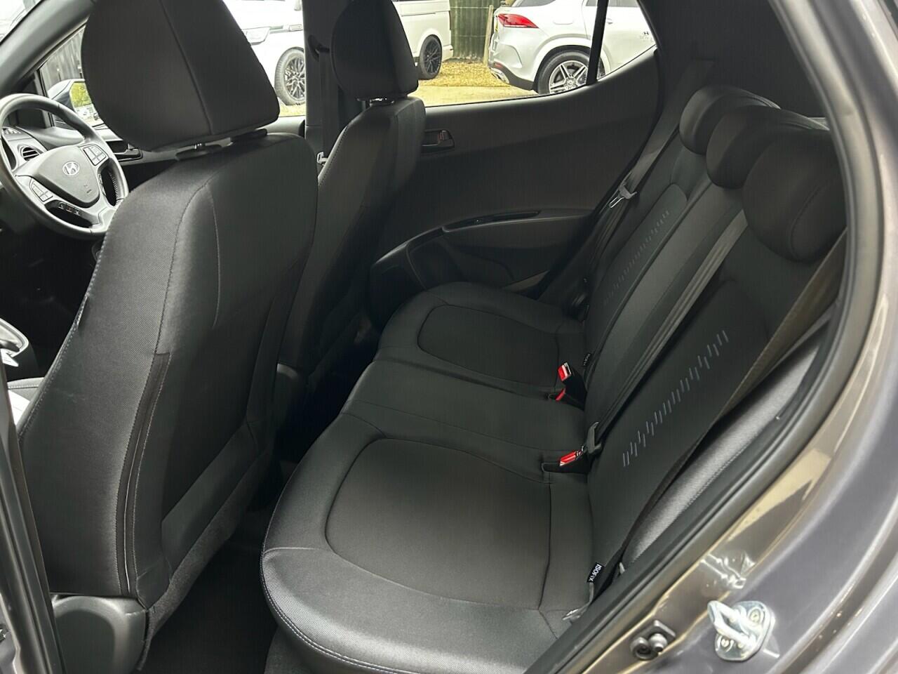 Used Hyundai i10 2018 for sale - 76336367: Photo 27
