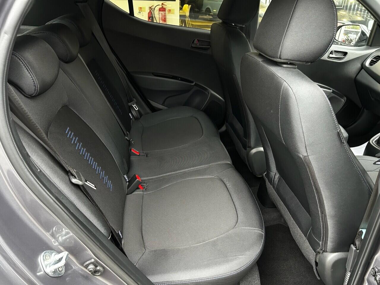 Used Hyundai i10 2018 for sale - 76336367: Photo 28