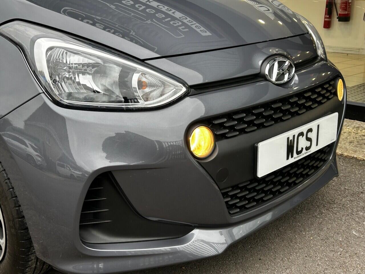 Used Hyundai i10 2018 for sale - 76336367: Photo 9