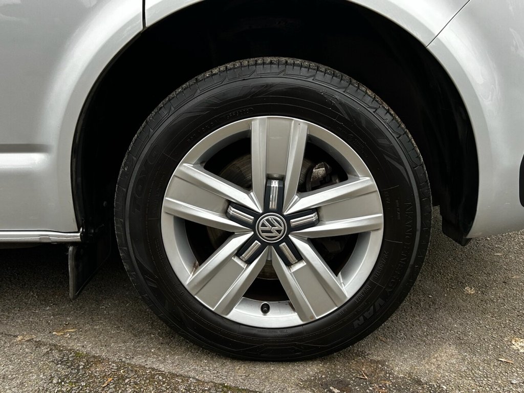 Used Volkswagen Transporter Shuttle 2020 for sale - 77680800: Photo 12