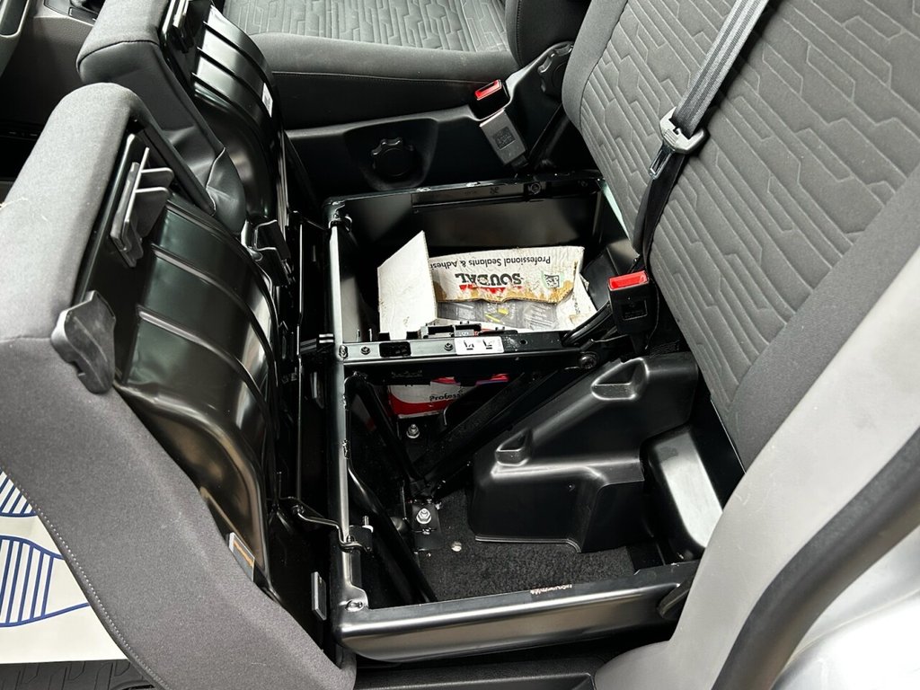 Used Volkswagen Transporter Shuttle 2020 for sale - 77680800: Photo 24