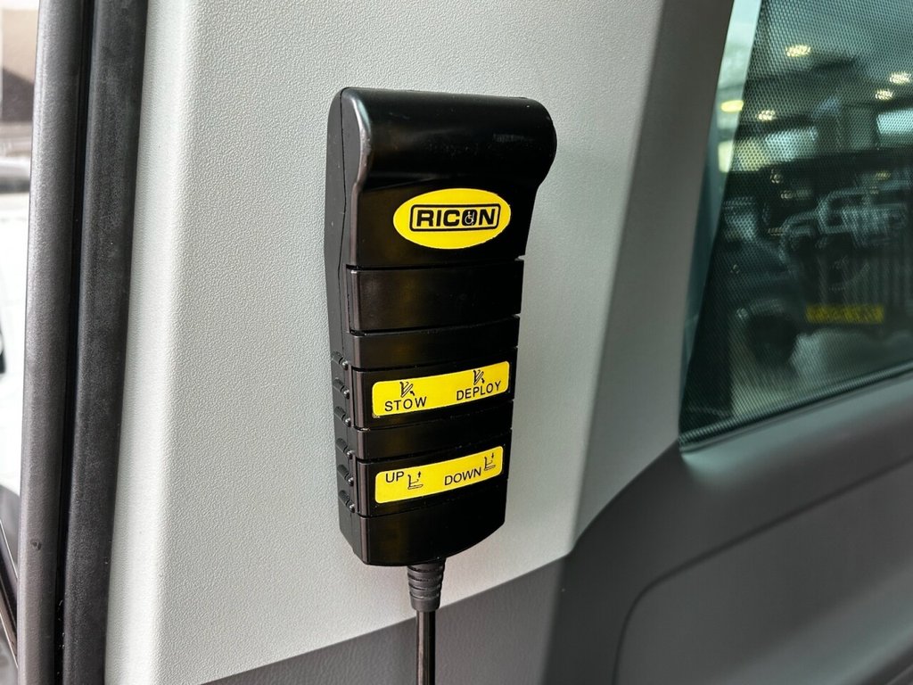 Used Volkswagen Transporter Shuttle 2020 for sale - 77680800: Photo 40