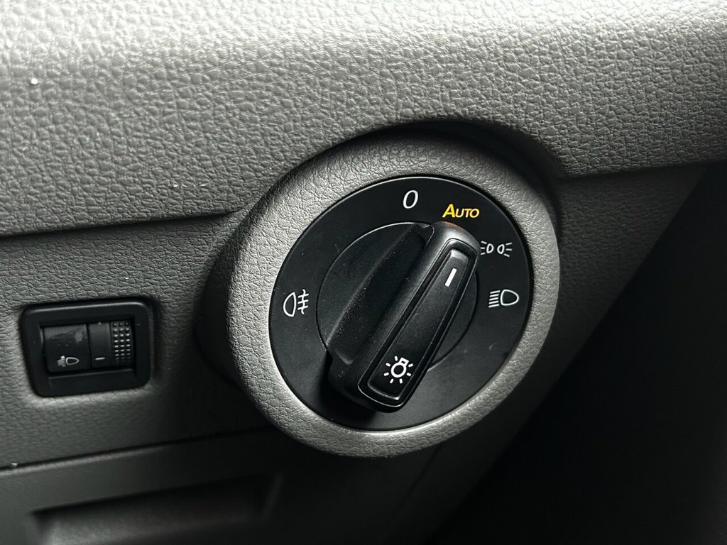 Used Volkswagen Transporter Shuttle 2020 for sale - 77680800: Photo 44